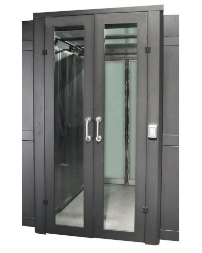 Дверь коридора развижная механические 1200 мм для шкафов LANMASTER DCS 48U, стекло, без замка LANMASTER LAN-DC-SDRM-48Ux12 в Первоуральске Аксессуары для стоек и шкафов Pintop.ru