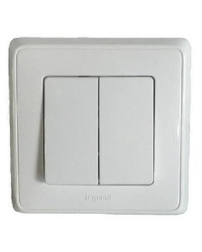 Выключатель автоматические клеммы 10 А 250 В белый Cariva Legrand 773658 в Первоуральске Аксессуары для кабель-канала Pintop.ru