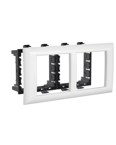 Рамка-суппорт Avanti белый для In-liner Front, 4 мод. DKC 4400914 в Первоуральске Аксессуары для лотков Pintop.ru
