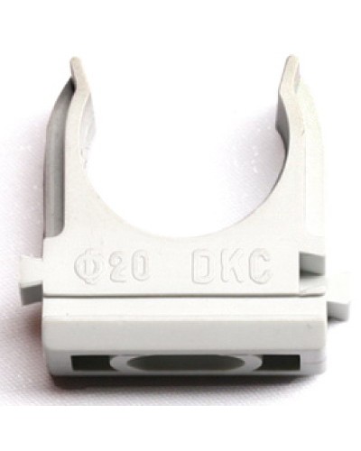 Держатель с защелкой, д.50 мм DKC 51050 в Первоуральске Держатели, клипсы, скобы Pintop.ru