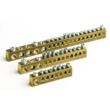 Колодка клеммная 8 модулей отверстия 1х5.4мм+7х4.5мм DKC (87408)