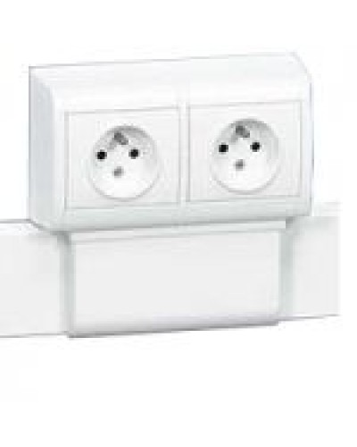 Рамка Mosaic Legrand 031621 в Первоуральске Аксессуары для кабель-канала Pintop.ru