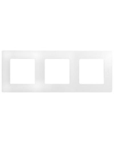 Рамка Etika белый Legrand 672503 в Первоуральске Аксессуары для кабель-канала Pintop.ru