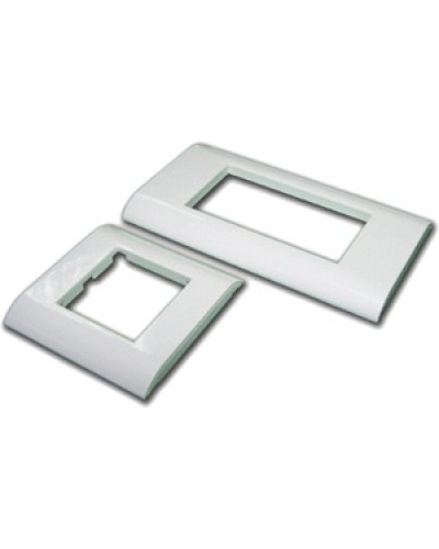 Накладка пластиковая TWT-FR45x90 в Первоуральске Аксессуары для стоек и шкафов Pintop.ru