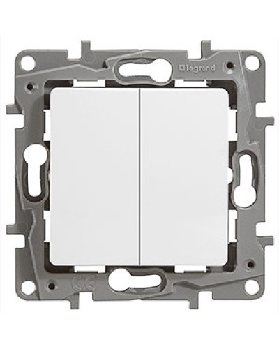 Выключатель двухклавишный 10 AX 250 В белый Etika Legrand 672202 в Первоуральске Аксессуары для кабель-канала Pintop.ru